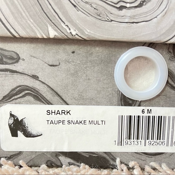 JEFFERY CAMPBELL SHARK SNAKE-EMBOSSED LEATHER ANKLE BOOT - NIB! - Picture 11 of 12